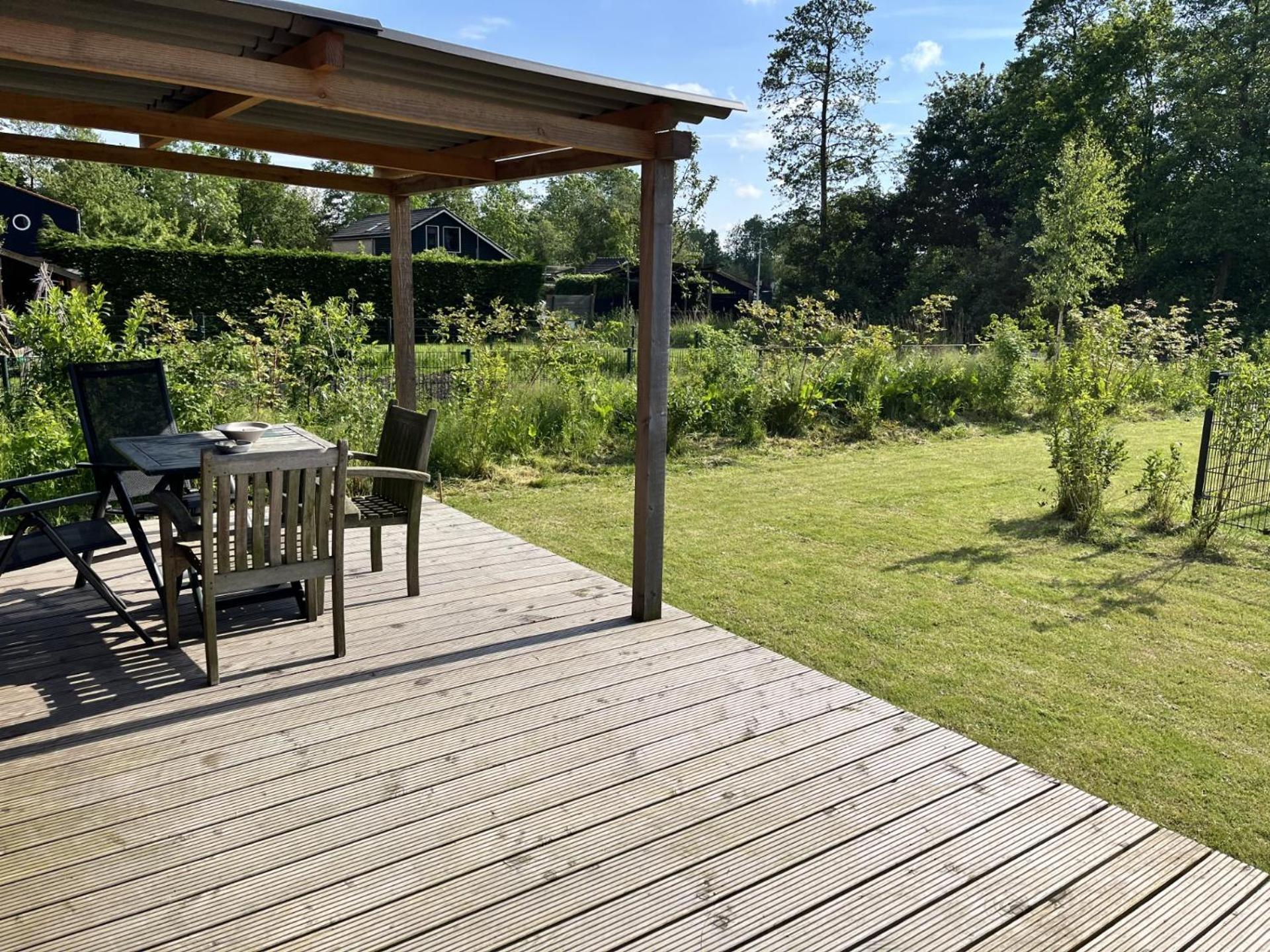 Vrijstaand Chalet Met Veel Buitenruimte En Veranda Zuid-Scharwoude Εξωτερικό φωτογραφία